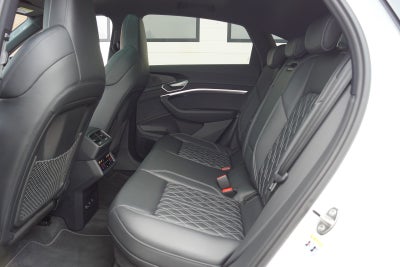 Audi e-tron S-line Sportback quattro