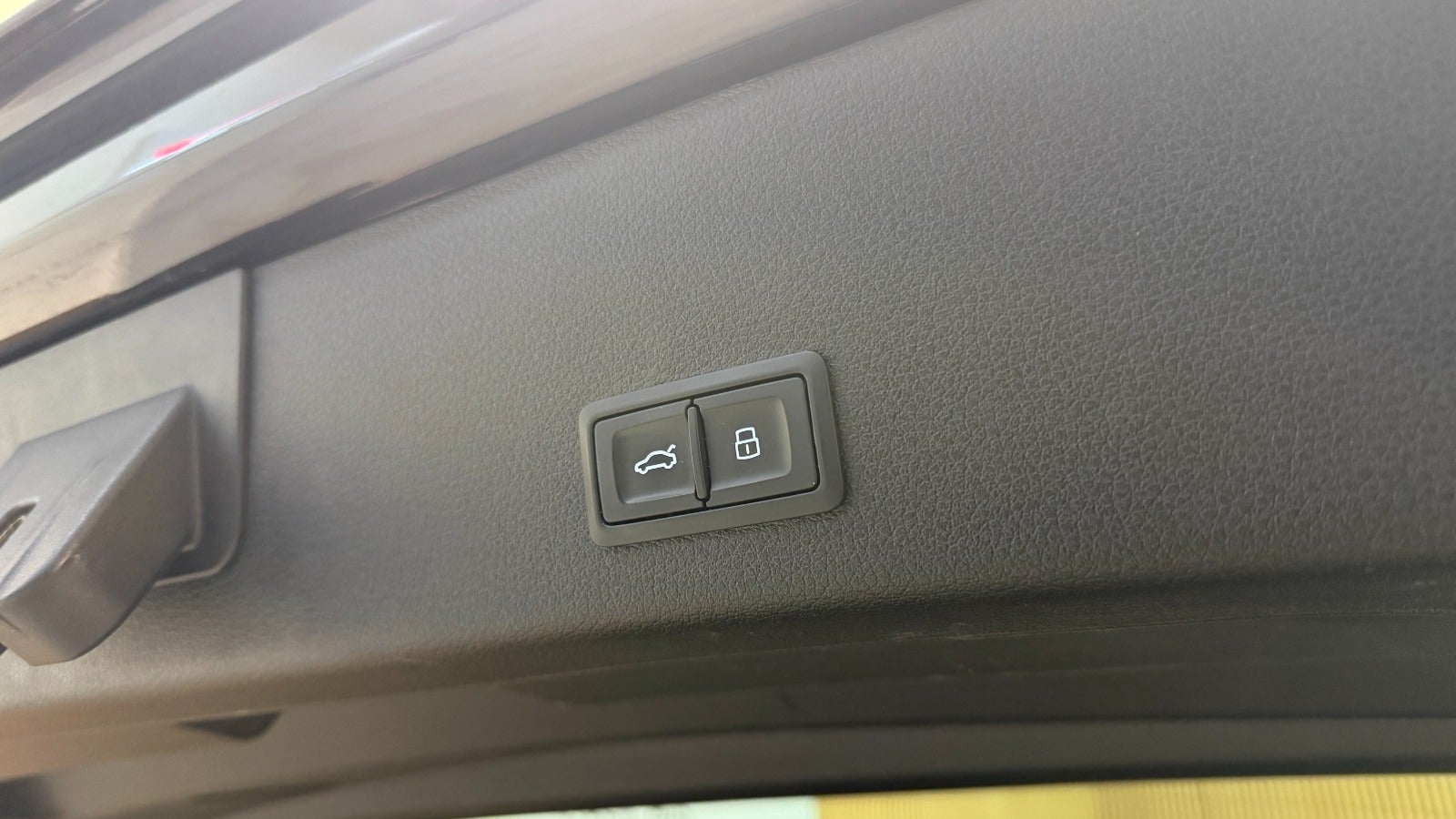 Billede af Audi e-tron 50 S-line quattro