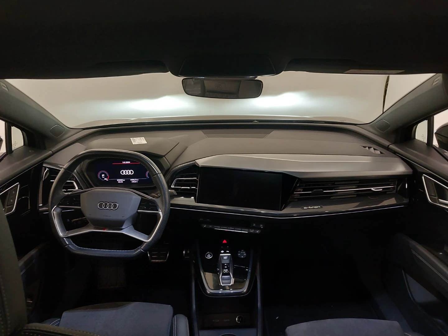 Billede af Audi Q4 e-tron 40 S-line