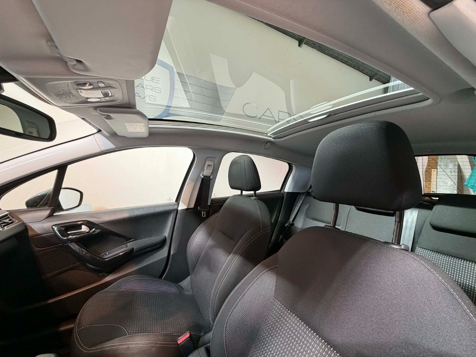 2020 Peugeot 208