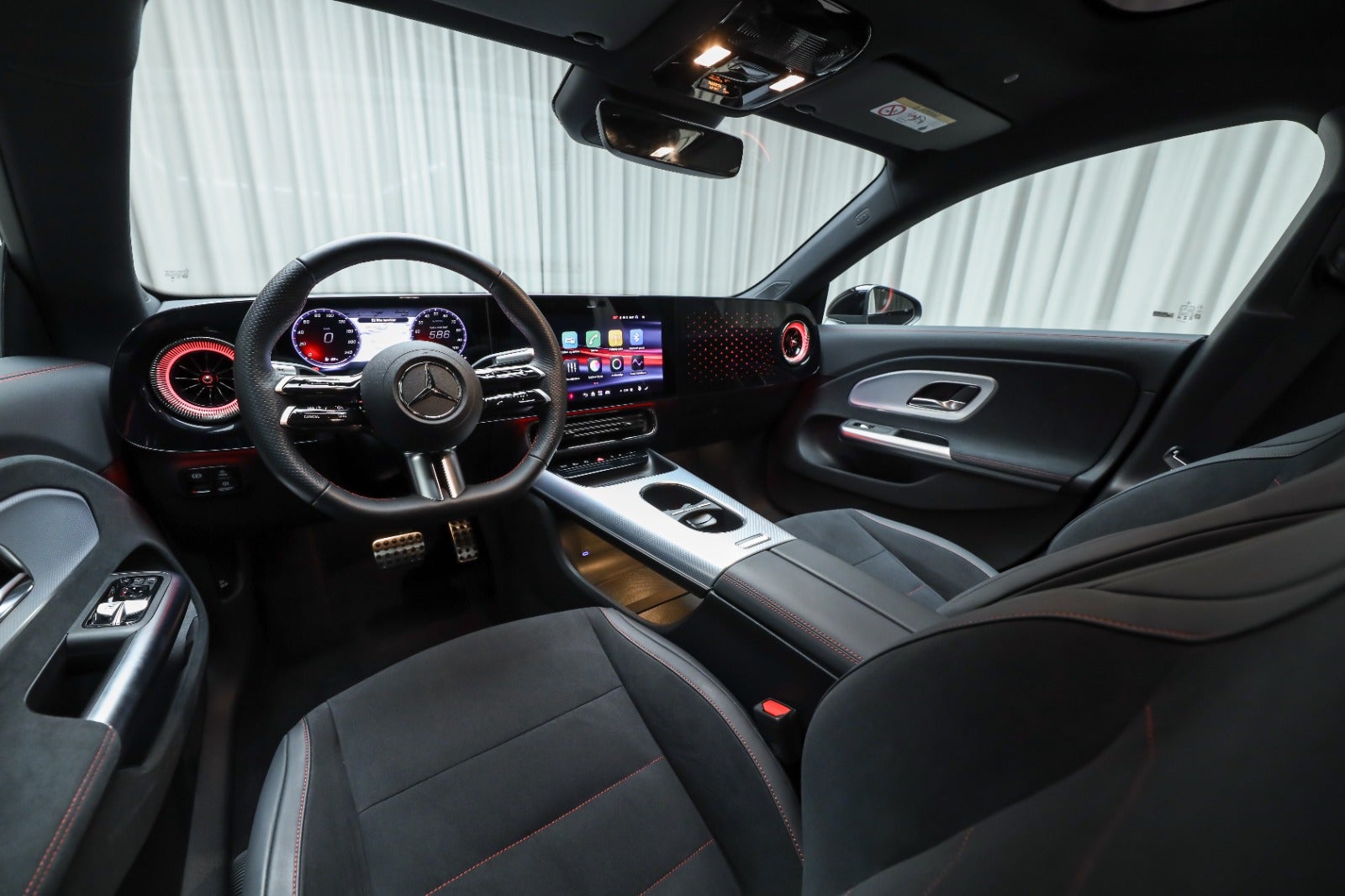 Mercedes-Benz CLA 250+ (4/8)