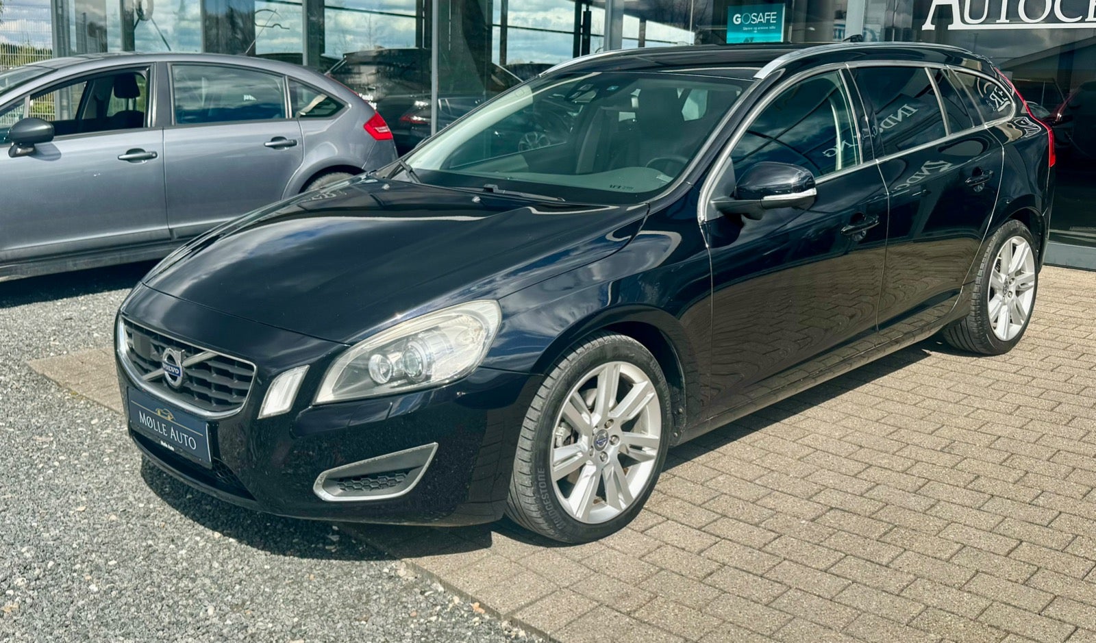 Billede af Volvo V60 2,0 D3 163 Summum aut.