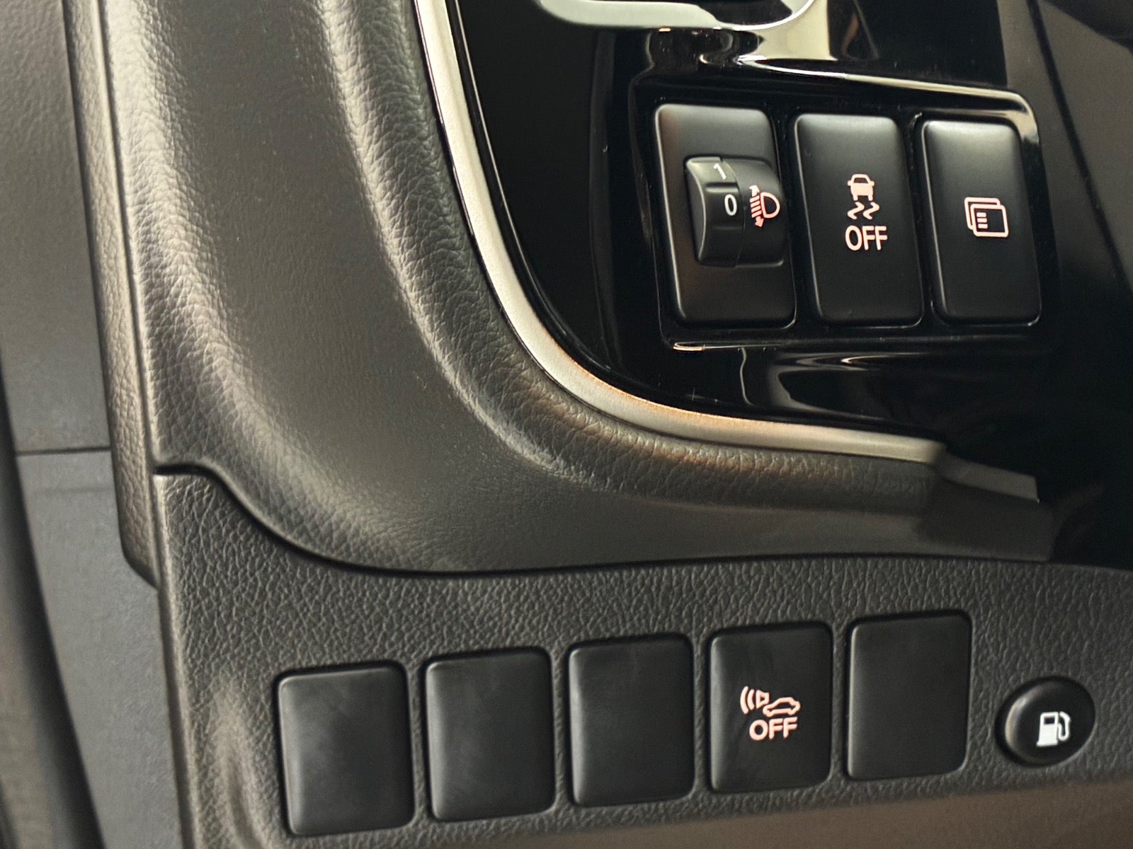 Billede af Mitsubishi Outlander 2,4 PHEV Invite+ CVT 4WD