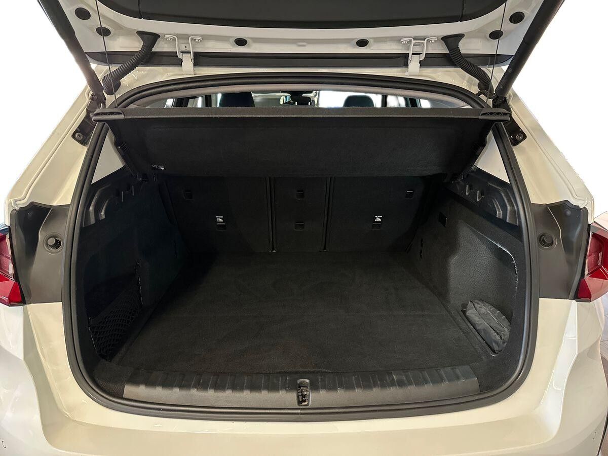 BMW iX1 xDrive30 billede 7