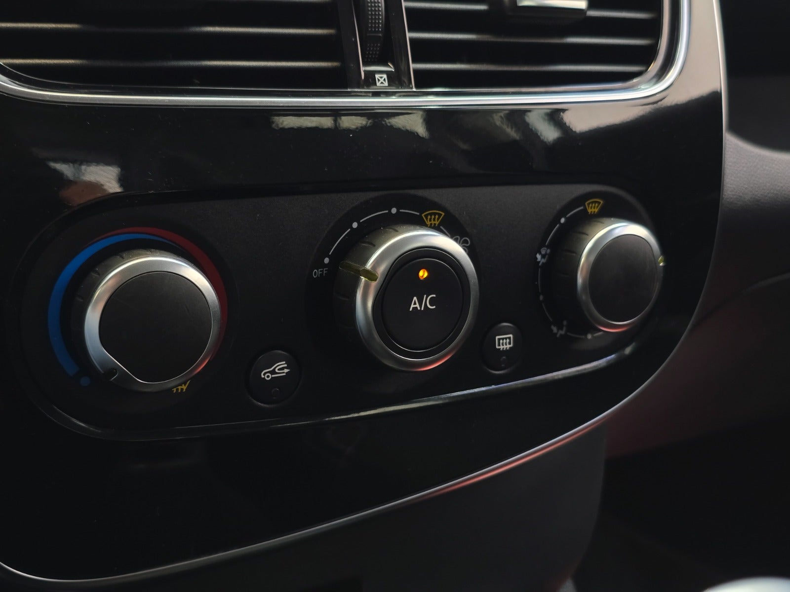 Billede af Renault Clio IV 0,9 TCe 90 Zen Sport Tourer