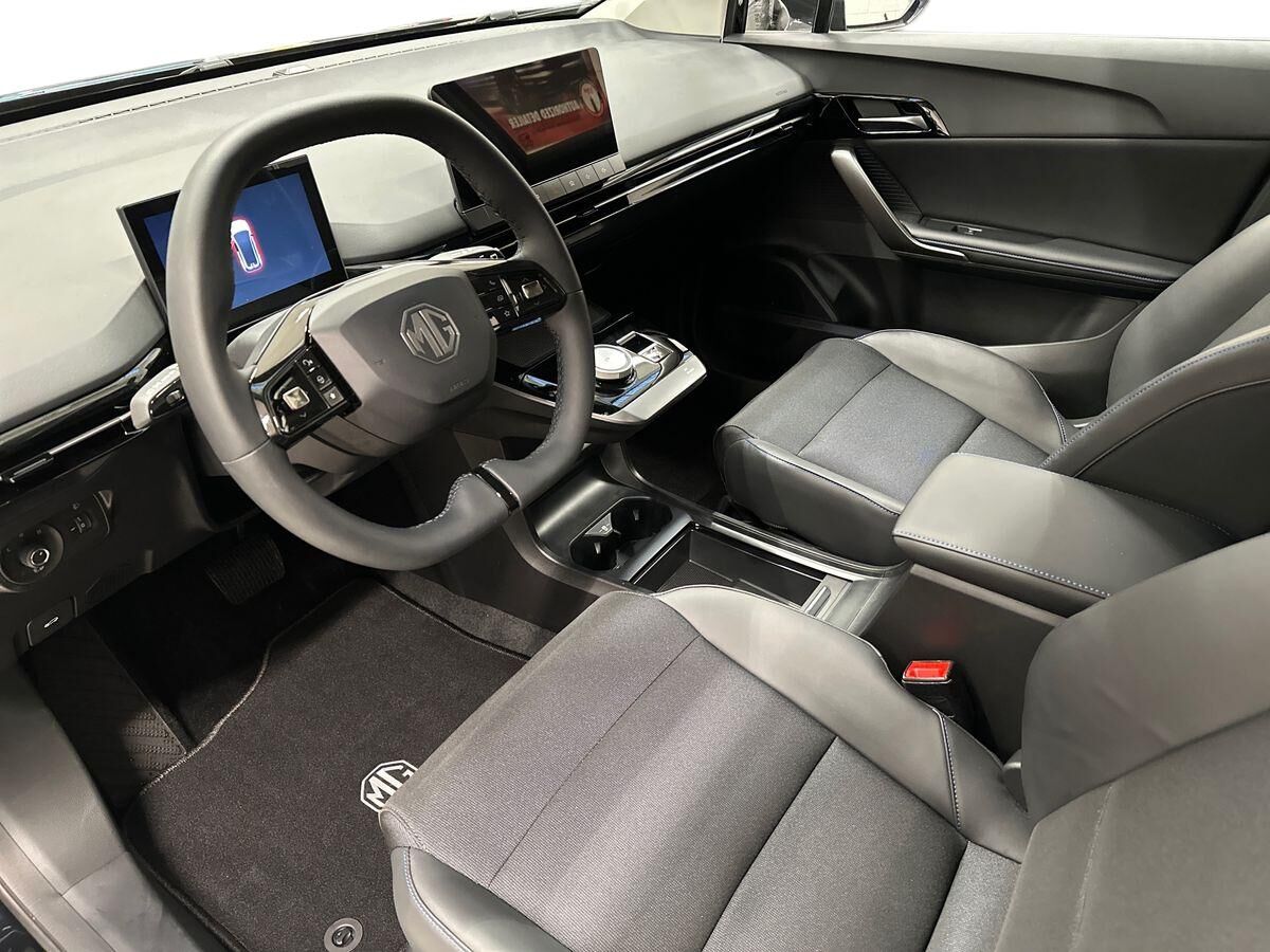 MG 4 Luxury billede 3