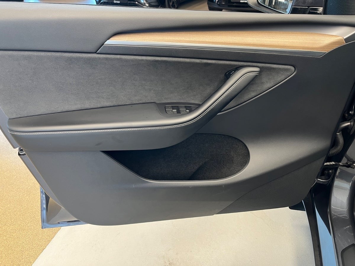 Billede af Tesla Model Y  Long Range AWD