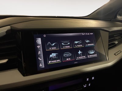 Audi Q4 e-tron 35 Attitude Van