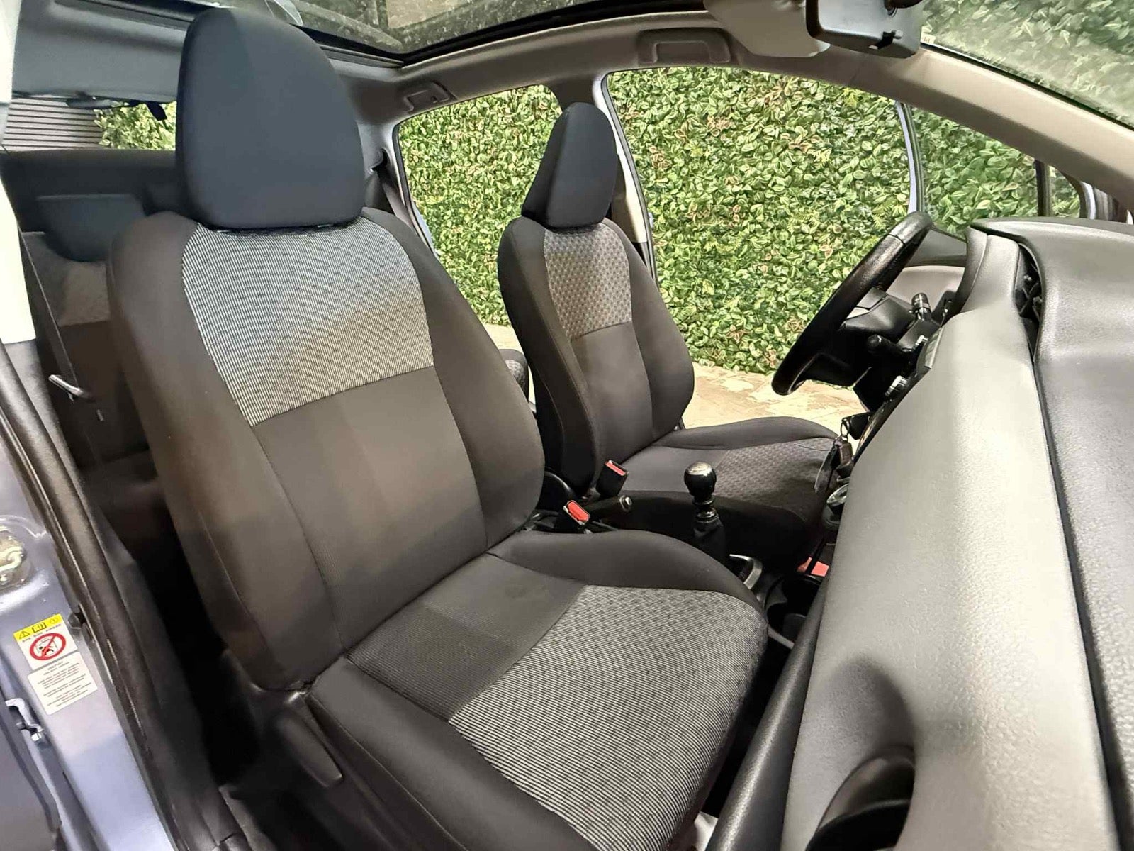Billede af Toyota Yaris 1,3 VVT-i Skyview