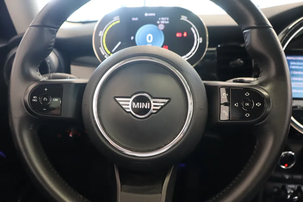 MINI Cooper SE Classic Trim