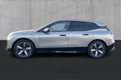 BMW iX xDrive40 Super Charged - 1