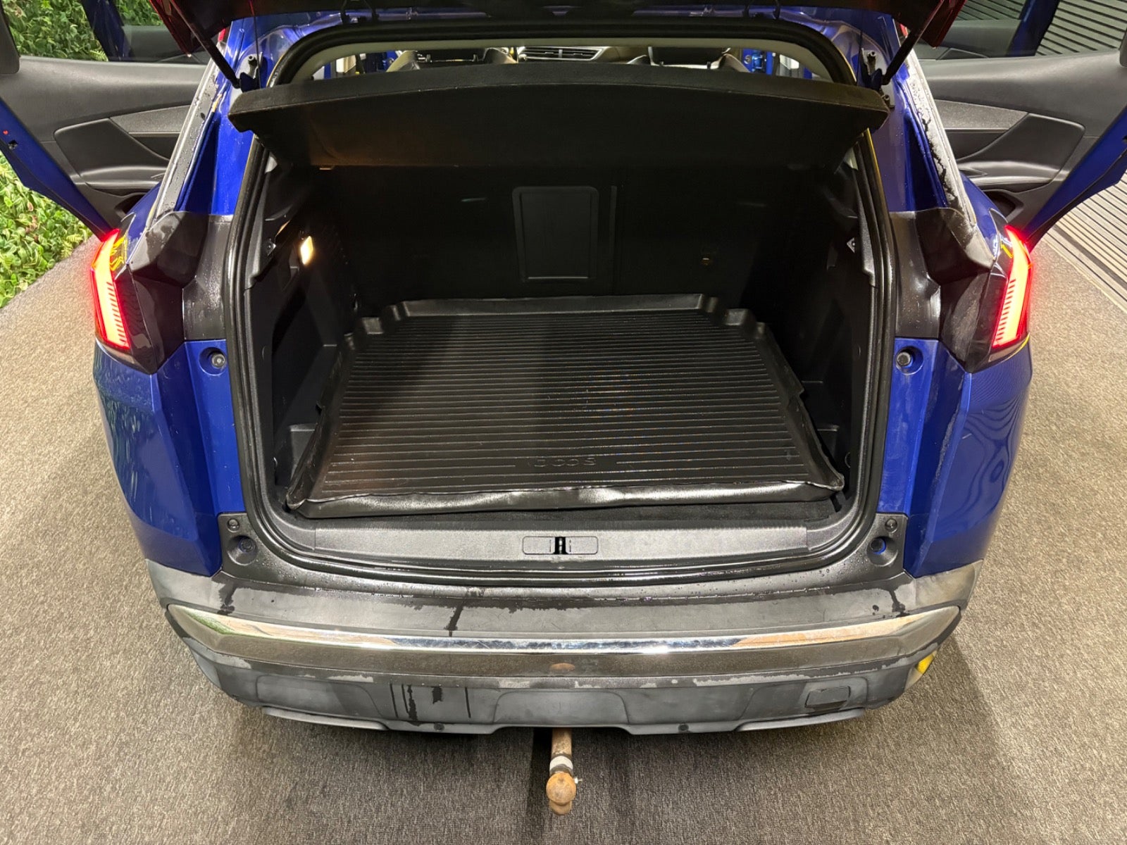 Billede af Peugeot 3008 1,6 BlueHDi 120 Allure EAT6
