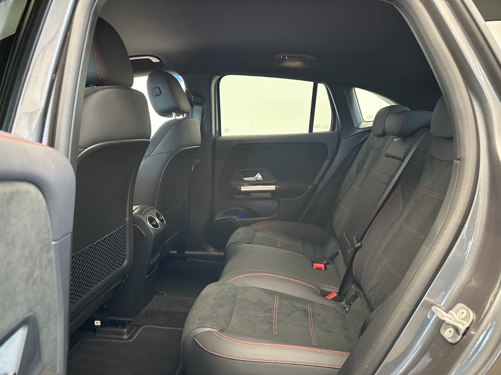 Billede af Mercedes EQA350  AMG Line 4Matic