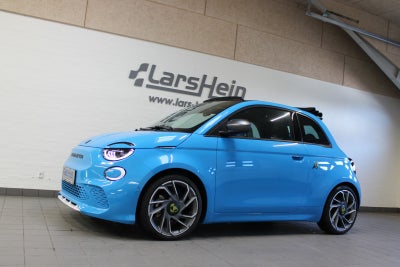 Abarth 500e Scorpionissima Cabrio