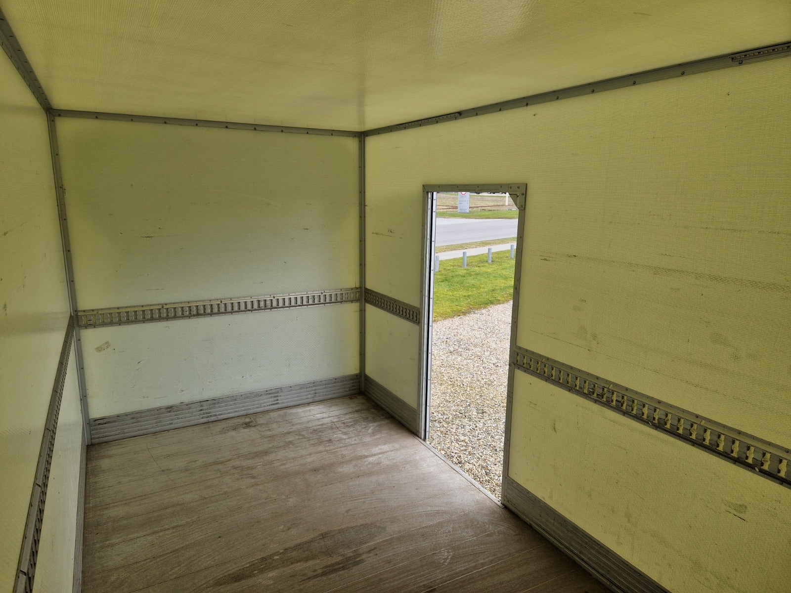 Billede af Mercedes Sprinter 315 2,0 CDi A3 Alukasse m/lift aut. RWD