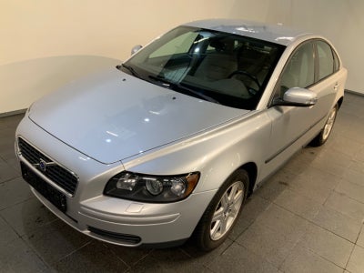 Volvo S40 2,0 145 4d