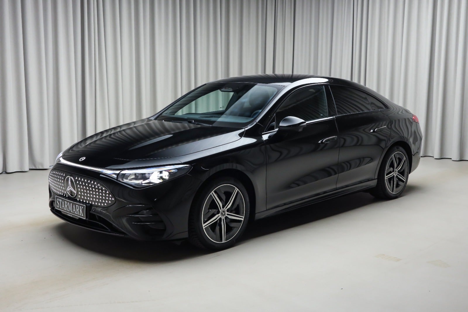 Mercedes-Benz CLA 250+ (2/8)