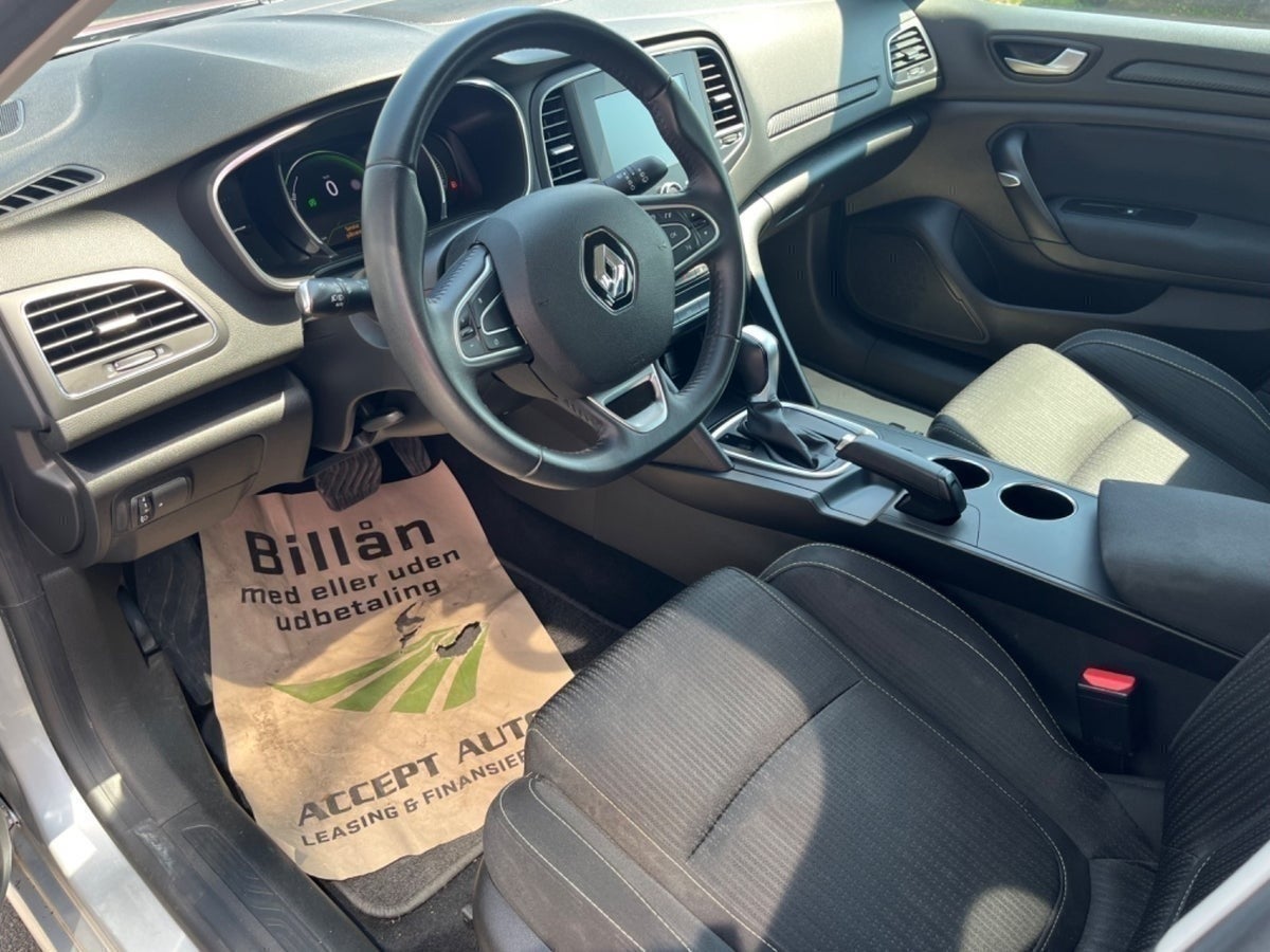 Billede af Renault Megane IV 1,2 TCe 130 Zen Sport Tourer EDC