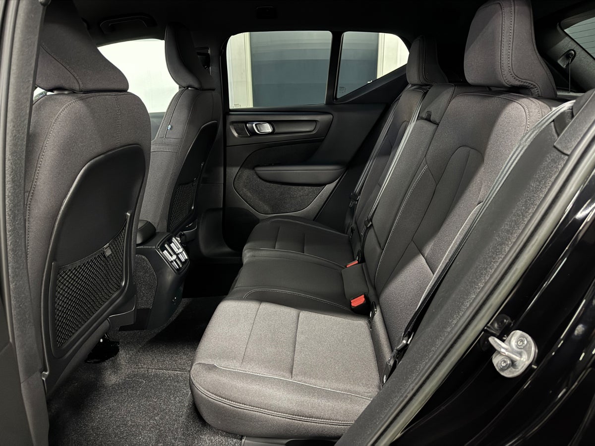 Volvo XC40 P6 ReCharge Core