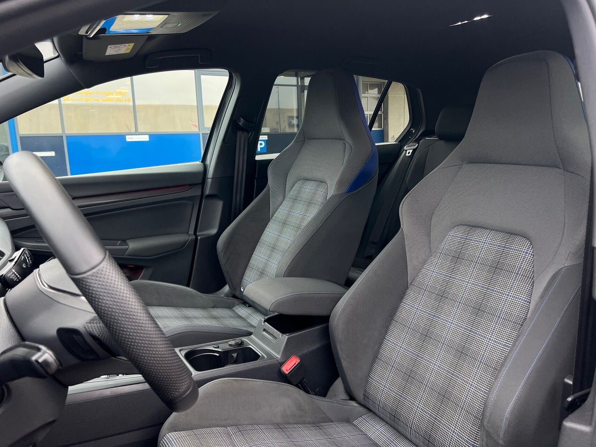 VW Golf VIII GTE DSG billede 19