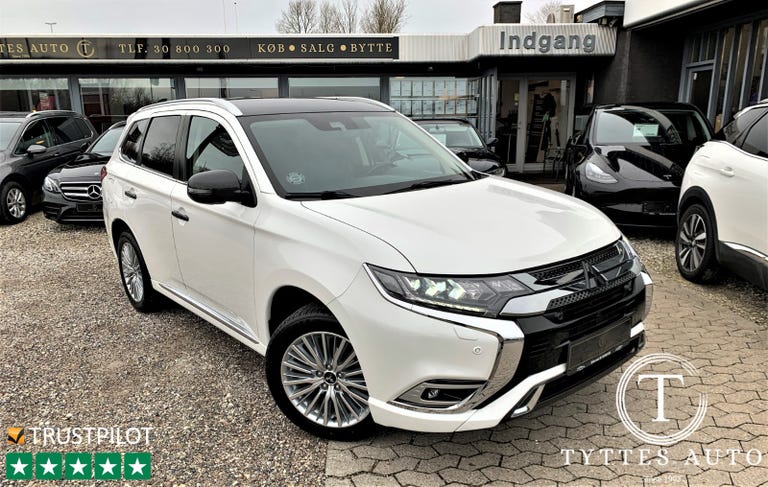 Mitsubishi Outlander PHEV Intense CVT 4WD