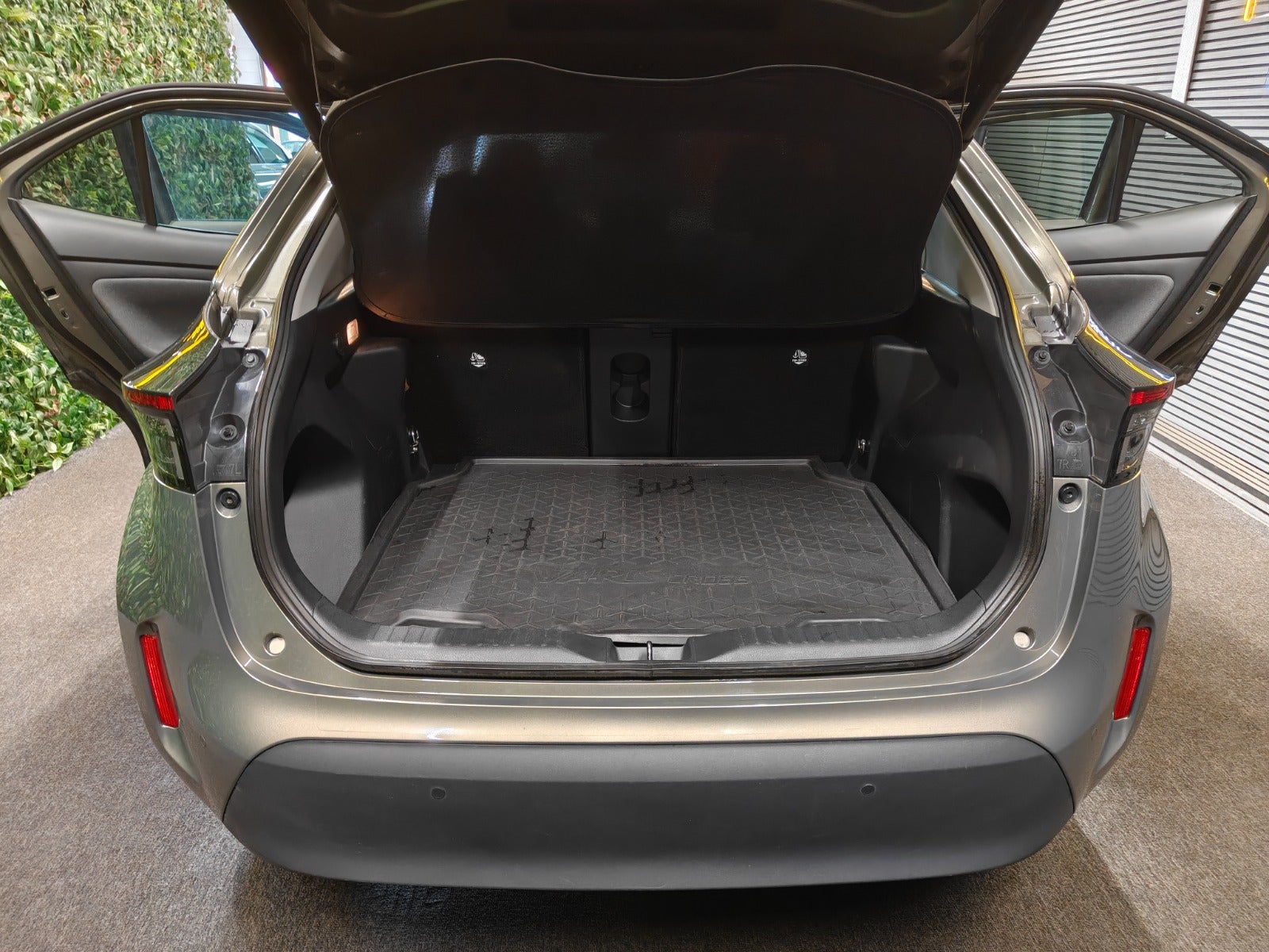 Billede af Toyota Yaris Cross 1,5 Hybrid Style Tech+ e-CVT
