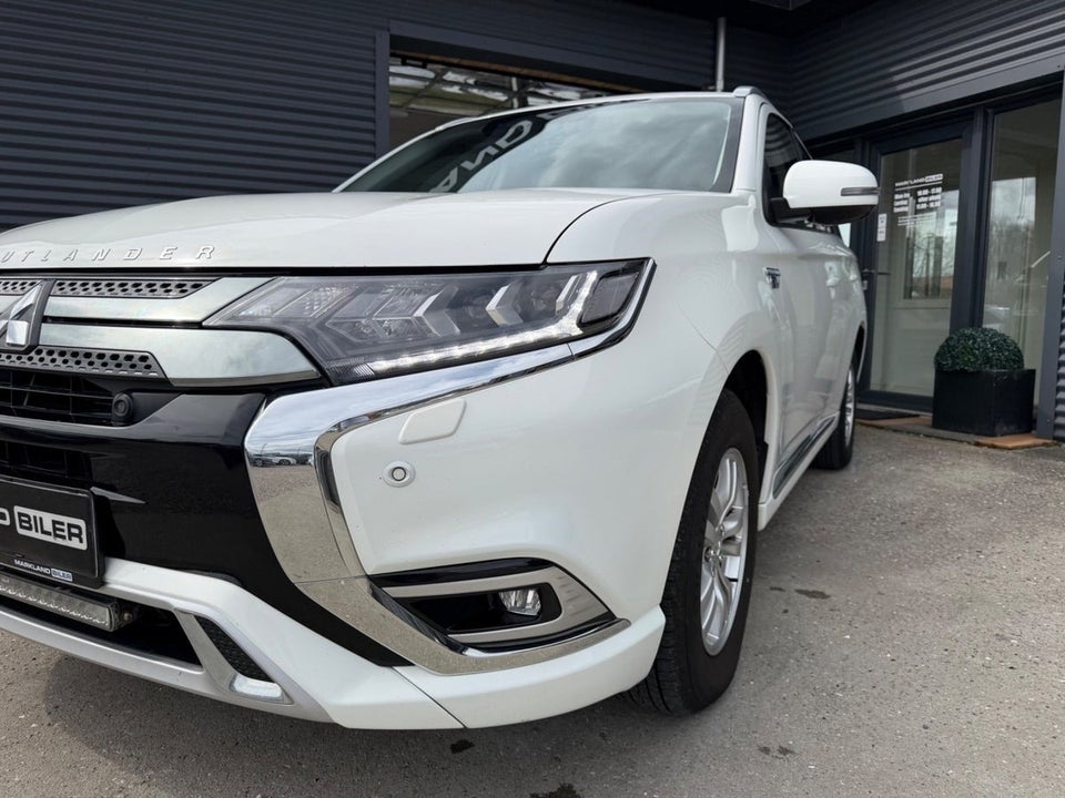 Mitsubishi Outlander, Billede 2