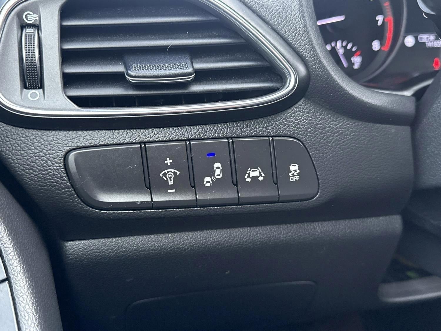 Billede af Hyundai i30 1,4 T-GDi Premium stc. DCT