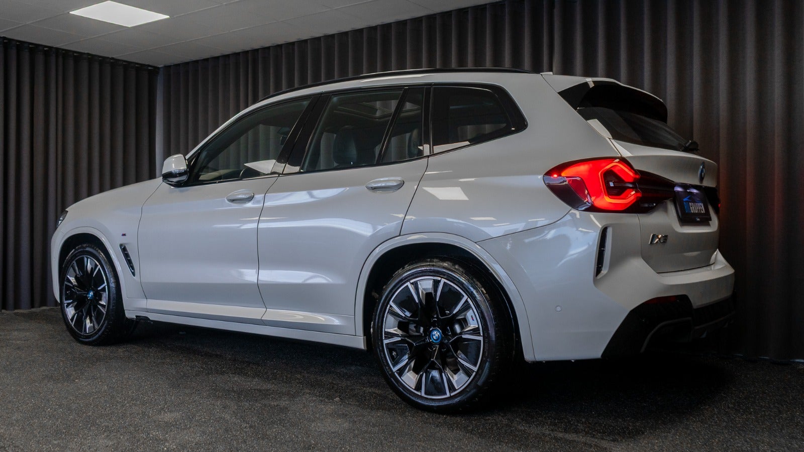 Billede af BMW iX3  Charged Plus M-Sport