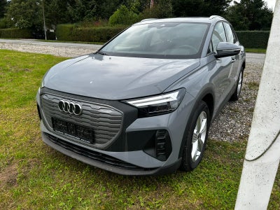 Audi Q4 e-tron 45 Progress 5d