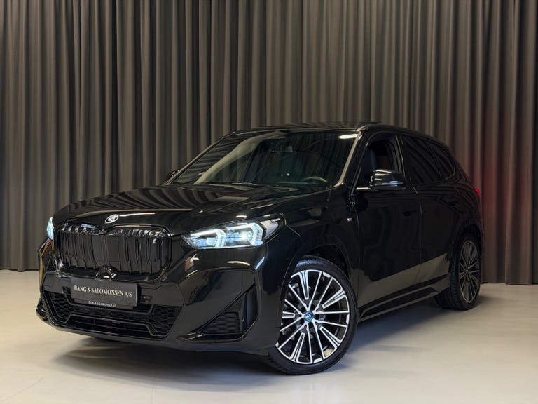 BMW iX1 xDrive30 Fully Charged M-Sport