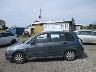 Suzuki Liana