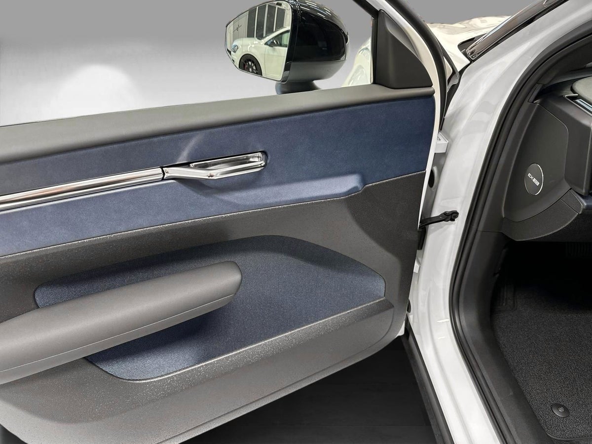 Volvo EX30 Extended Range Ultra billede 14