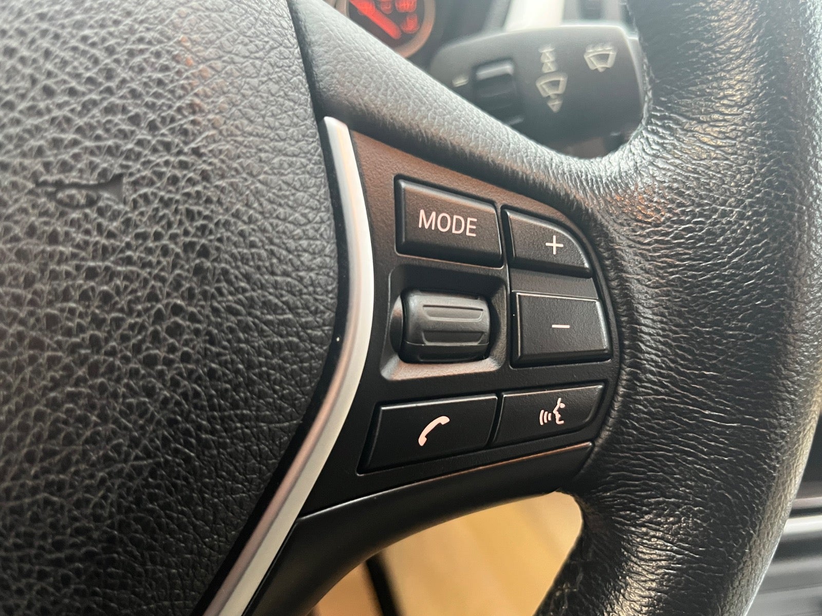 Billede af BMW 320i 2,0 Touring aut.