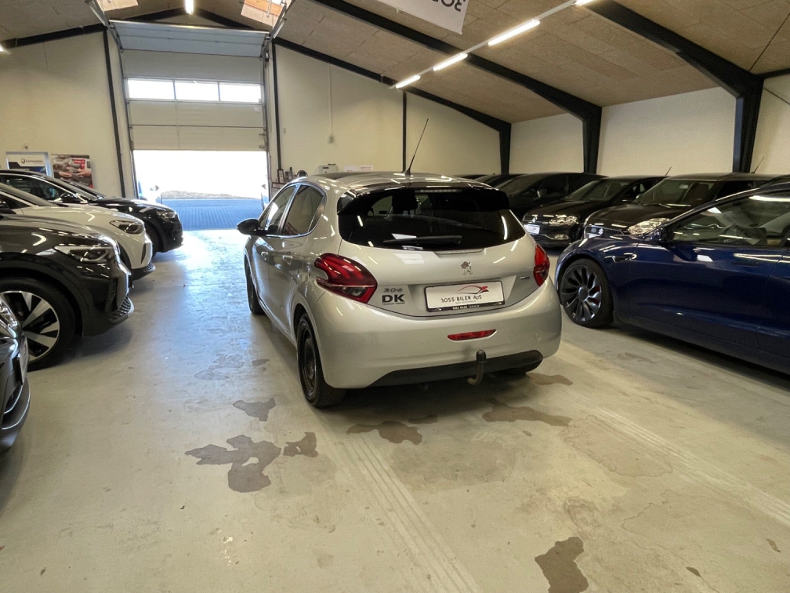 Billede af Peugeot 208 1,6 BlueHDi 100 Desire Sky