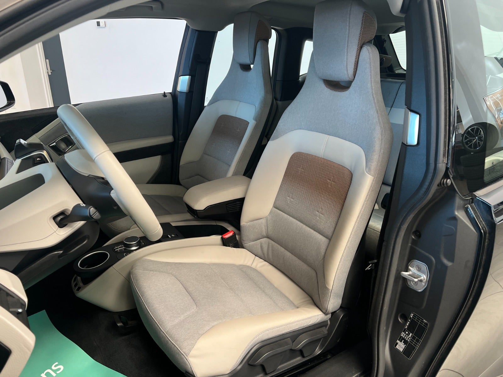 BMW i3s 2020