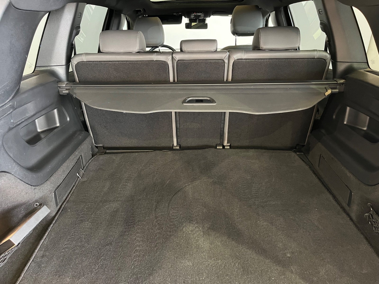 Mercedes EQB250 Electric Art