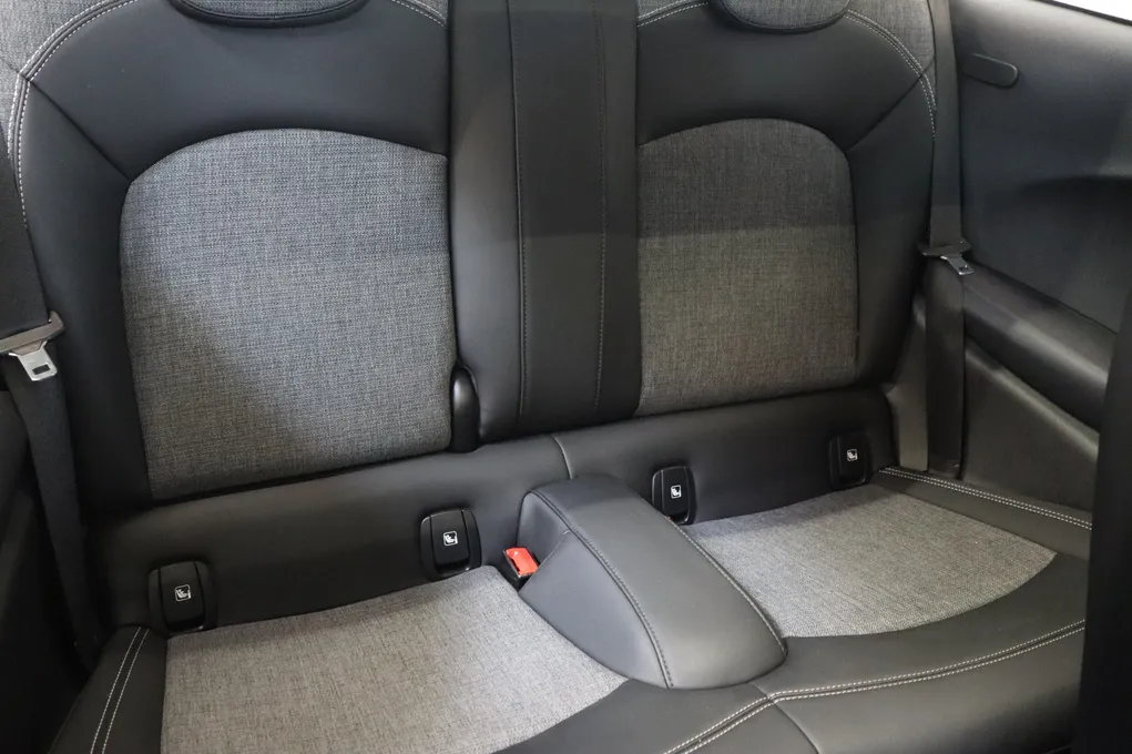 MINI Cooper SE Camden Edition