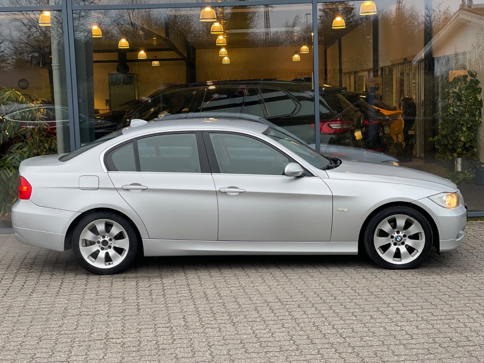 BMW 325i 2006