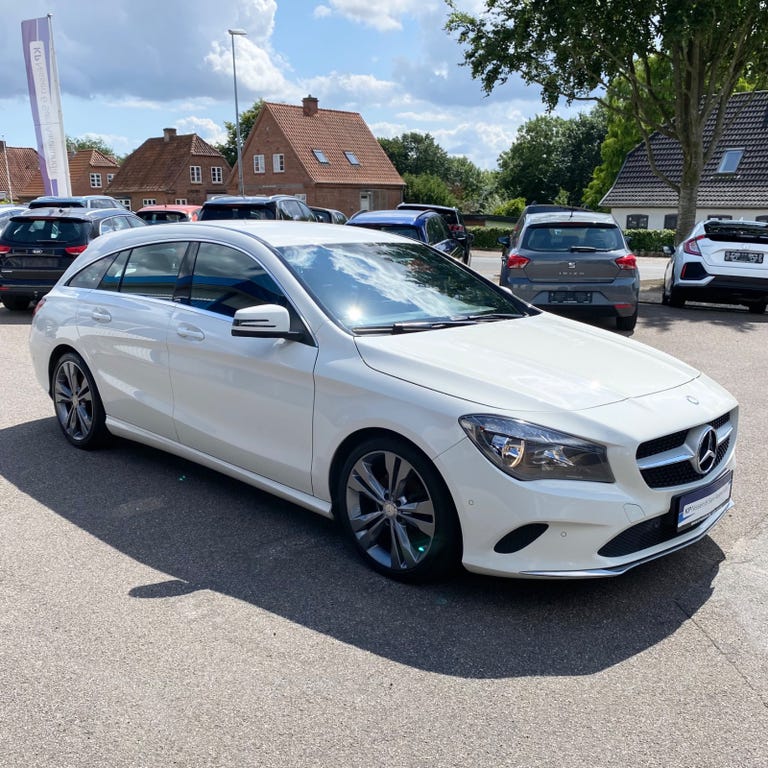 Mercedes CLA200 d Urban Shooting Brake