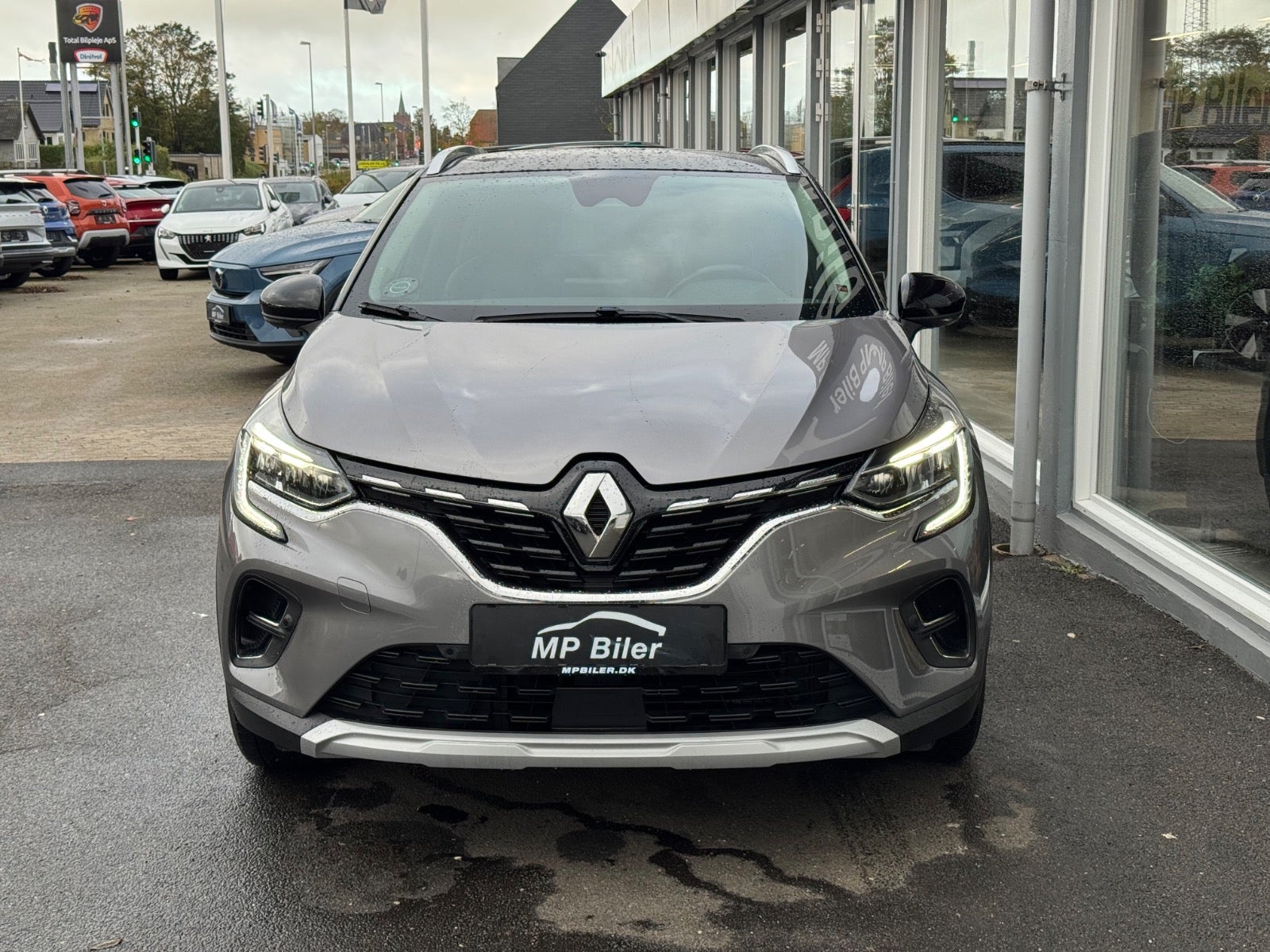 Billede af Renault Captur 1,6 E-Tech Intens