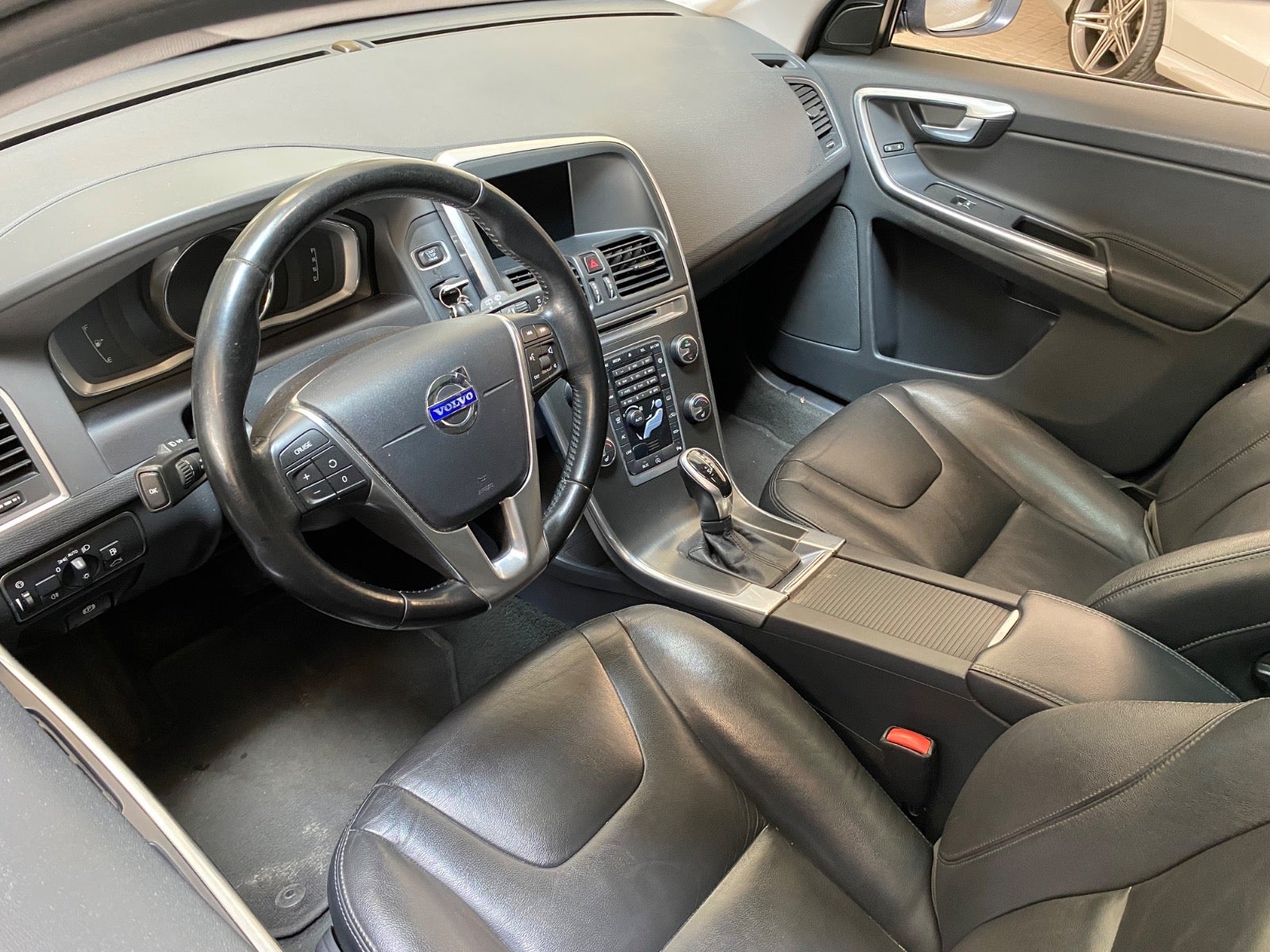 Volvo XC60 D4 181 Summum aut. – 7