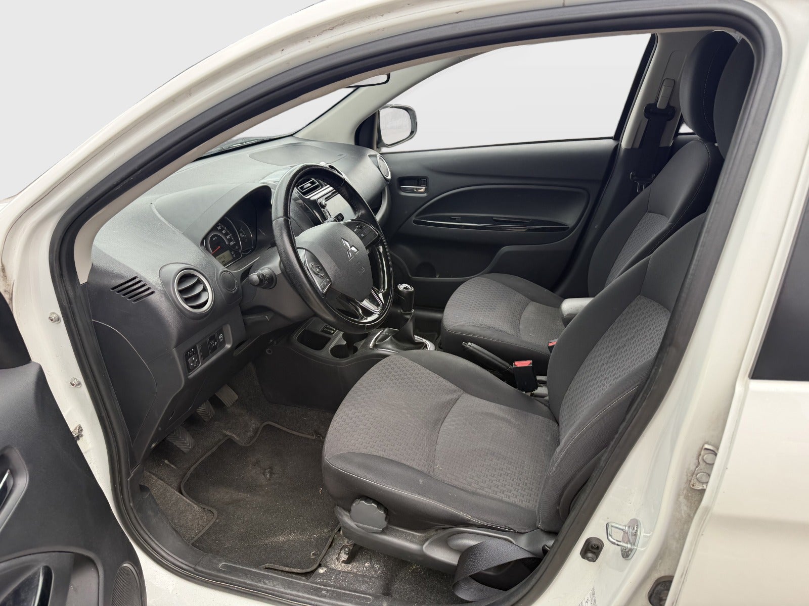 Billede af Mitsubishi Space Star 1,2 Inlead