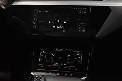 Audi e-tron S-line Sportback quattro