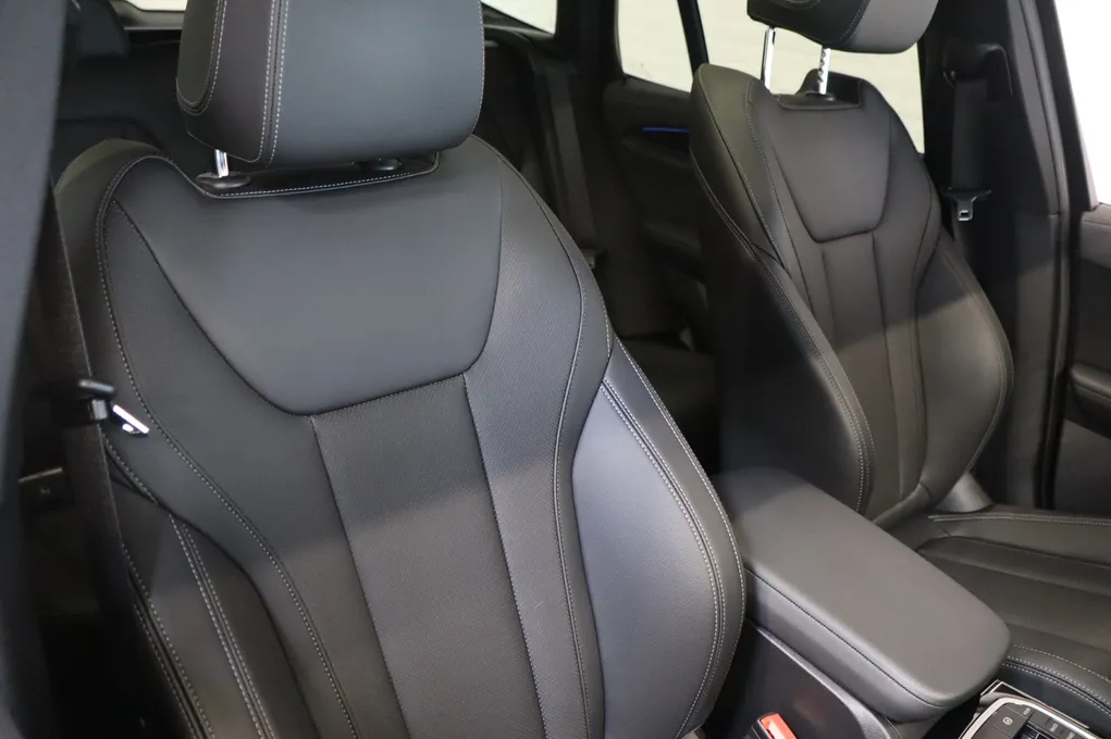 BMW iX3 Charged M-Sport