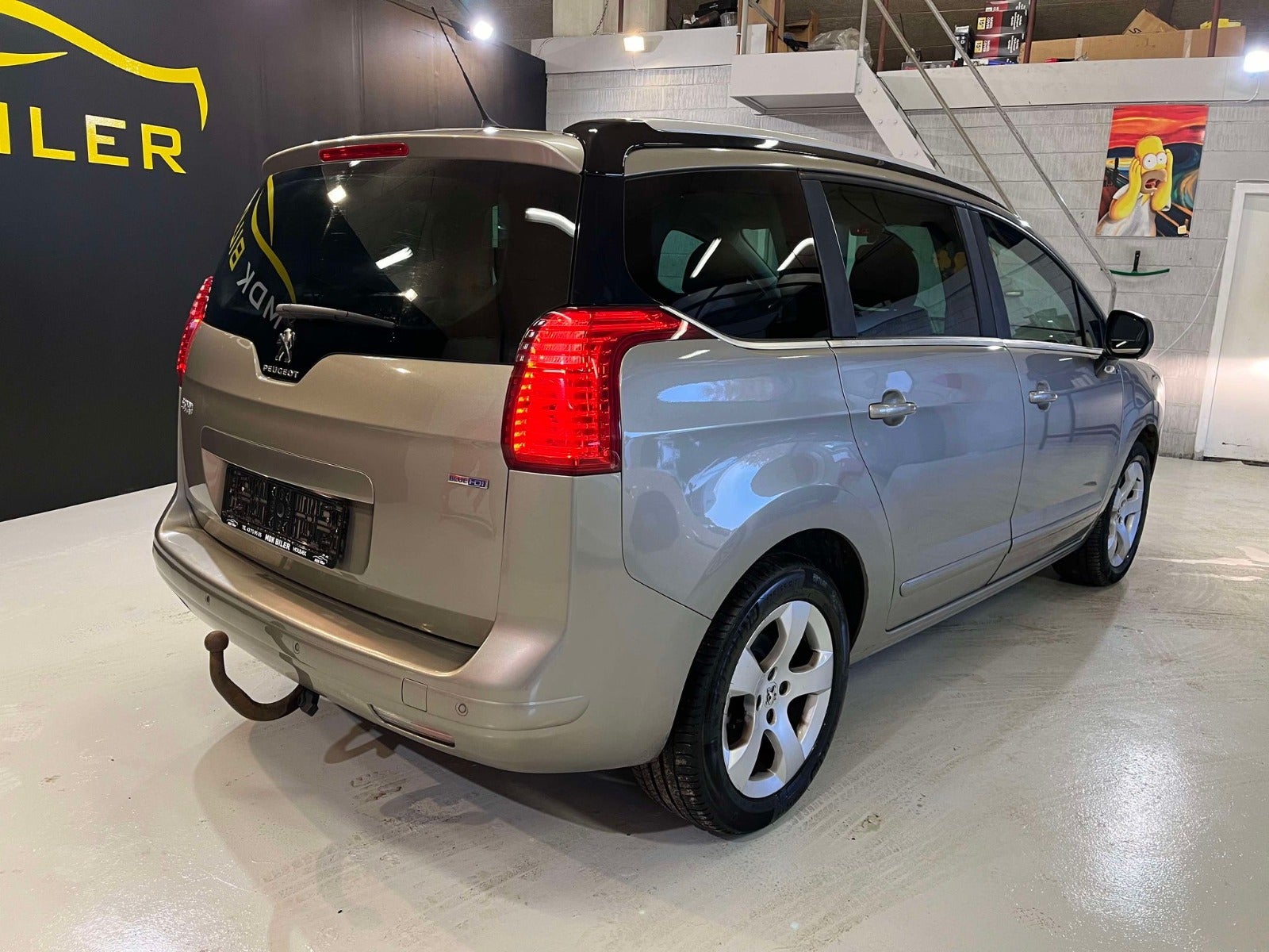 Billede af Peugeot 5008 1,6 BlueHDi 120 Allure 7prs
