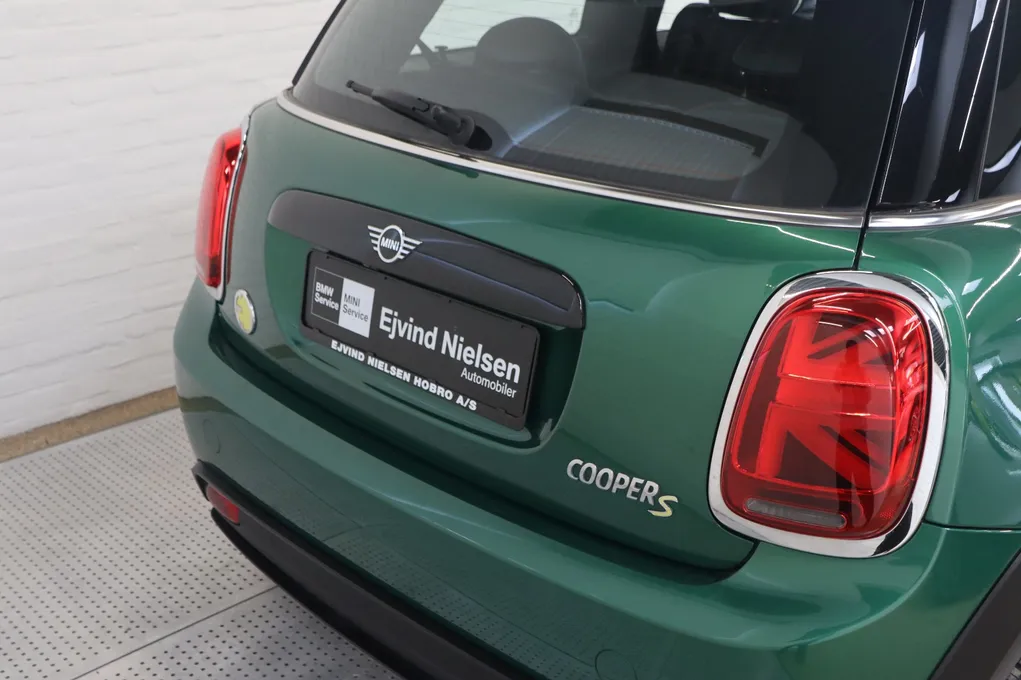 MINI Cooper SE Experience