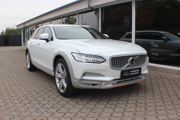 Volvo V90 CC D4 190 Pro aut. AWD