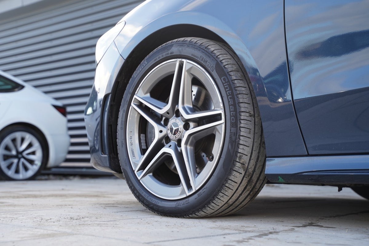 Billede af Mercedes B220 d 2,0 AMG Line aut.
