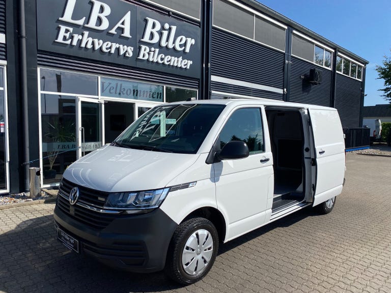 VW Transporter TDi 150 Kassevogn DSG lang